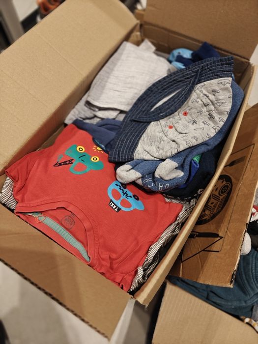 Karton ciuszkow 74-80 chlopiece