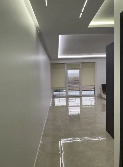 Продає будинку 250 кв.м, с. Підгородне