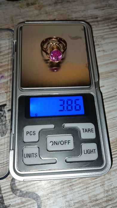 Каблучка, золота 583, срср, корунд
