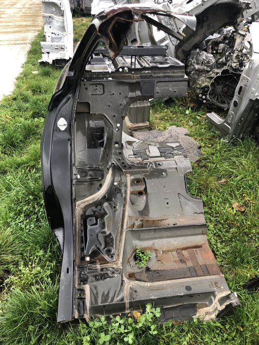 Задня права четверть,ланжерон на Toyota Camry 70 2017-2023