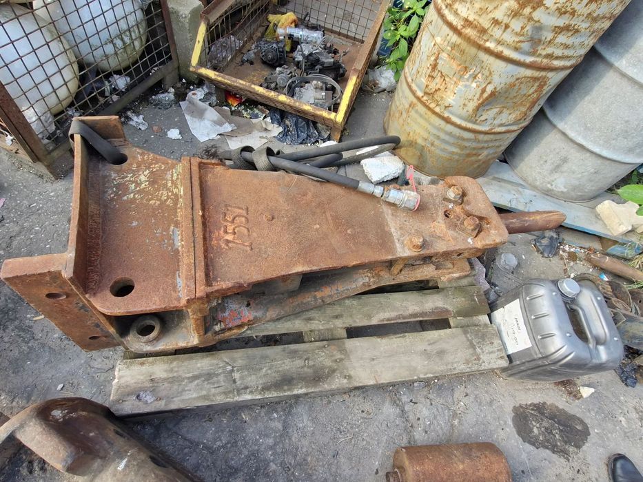 Młot hydrauliczny / wyburzeniowy / koparka / koparko ładowarka