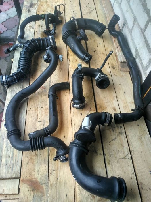 Патрубок турбіни турбины рено кенго renault kengoo kubistar megan 1.5