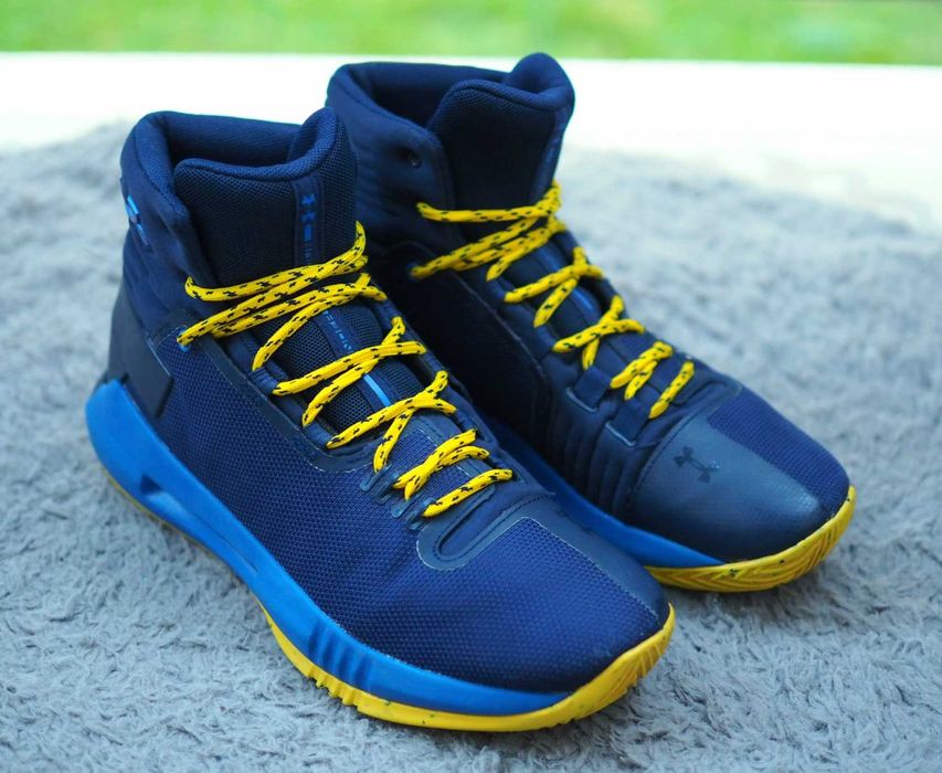 Adidasy, sneakersy od Under Armour. Seria Drive 4 Jr. Navy. R. 38,5.