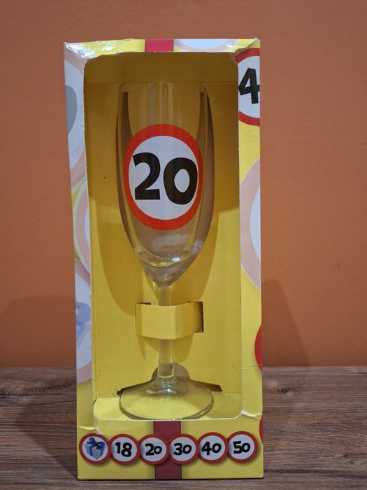 Kieliszek 20 urodziny