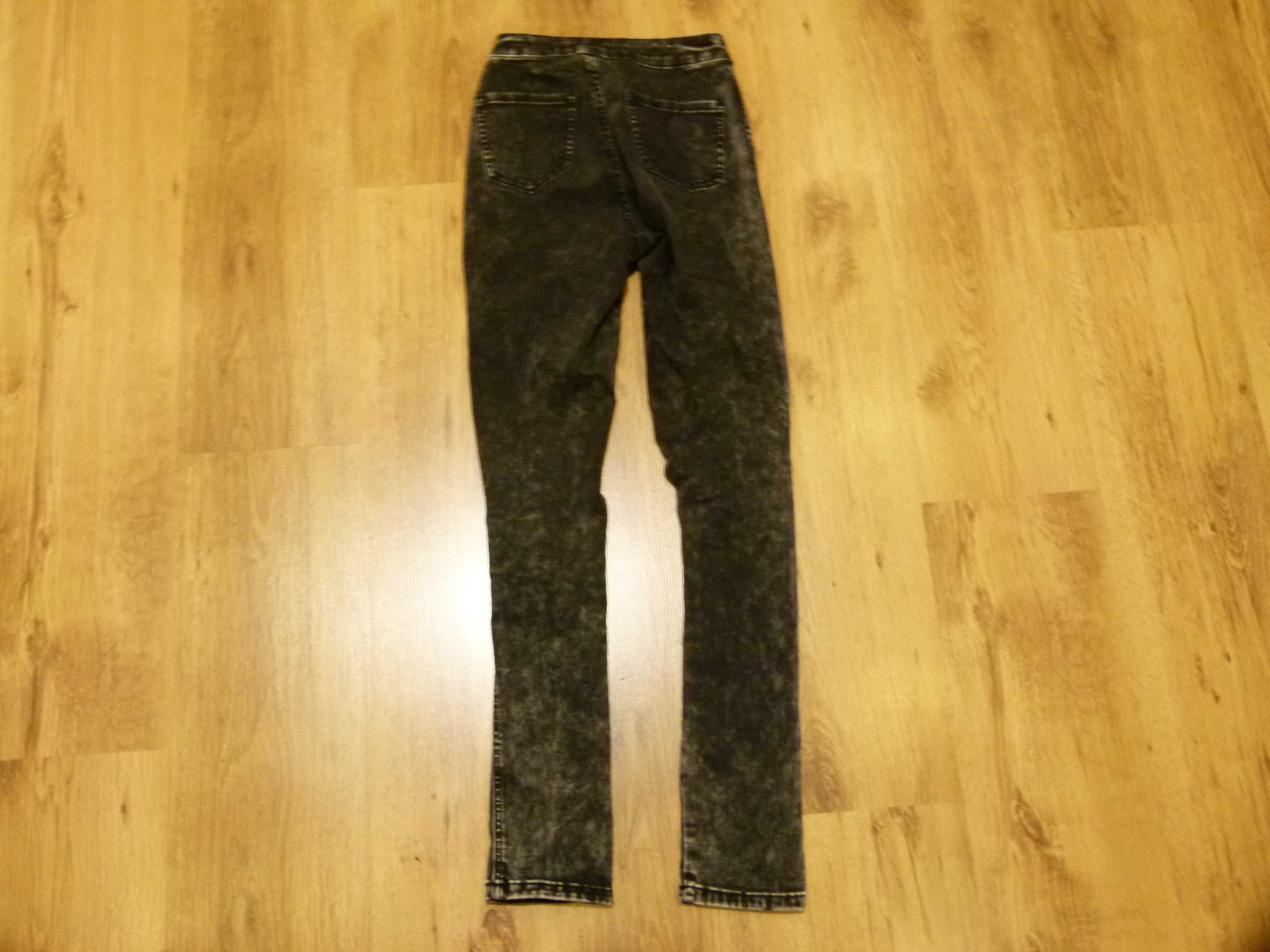 rozm 158 New Look spodnie jeans wysoki stan z dziurami czarne