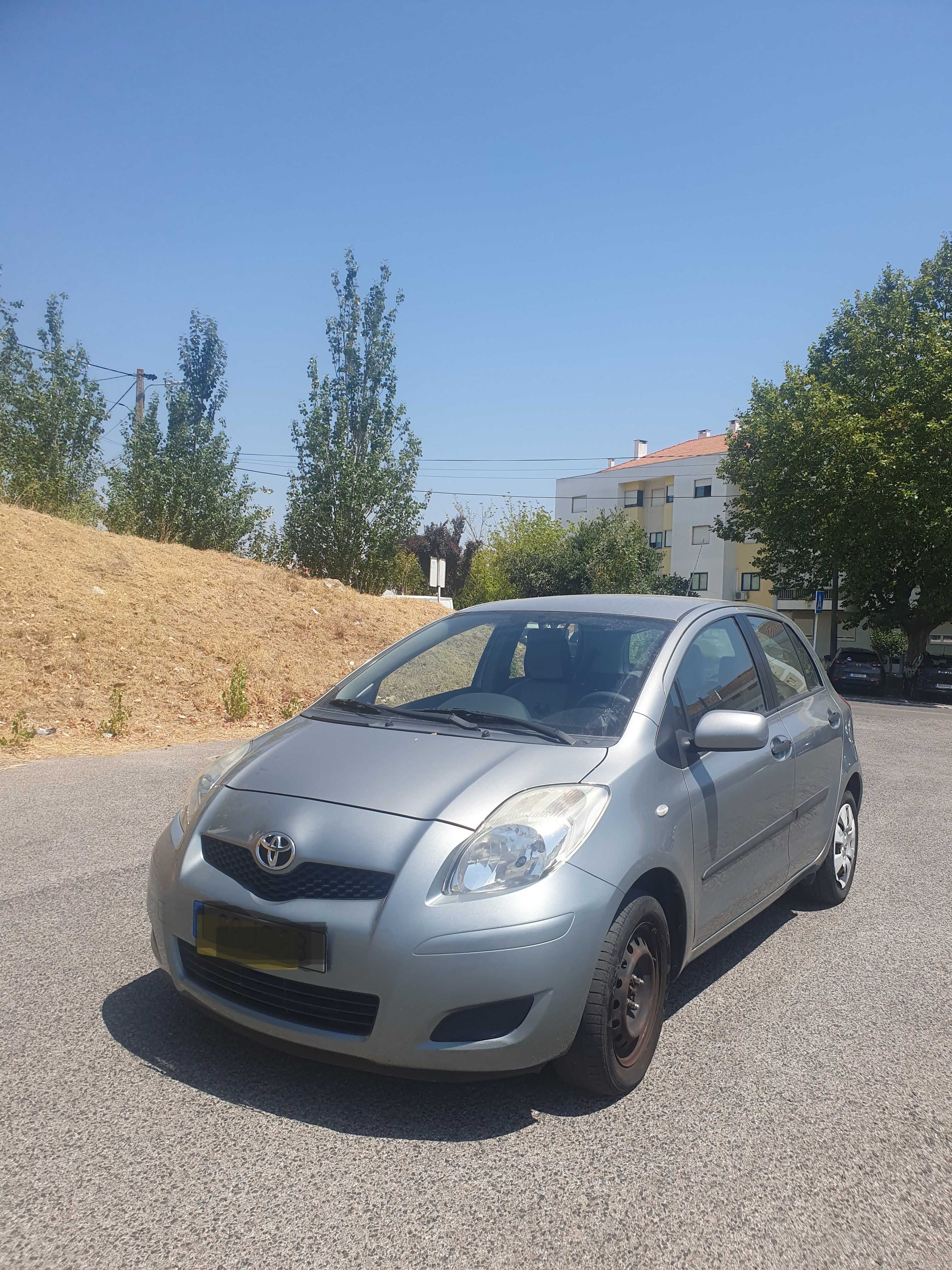 Toyota Yaris 5.000€, particular, é negociável