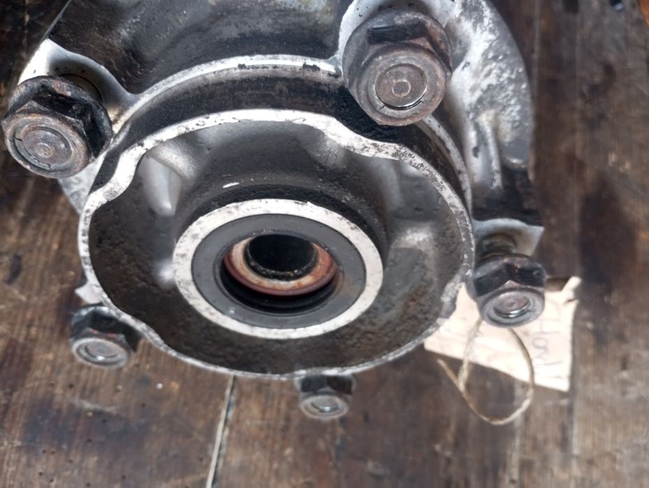 Zabierak felgi tył napęd tylnego koła  Honda CBR 600f 91-95r nr 1.69