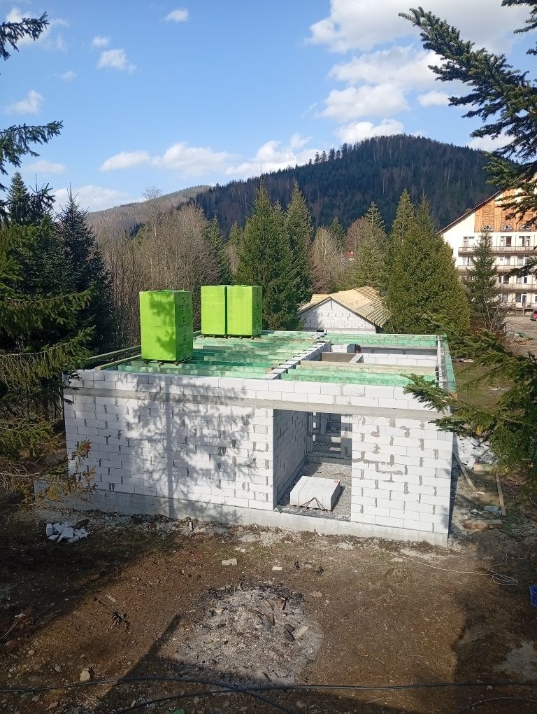 Виконуємо будівельні роботи