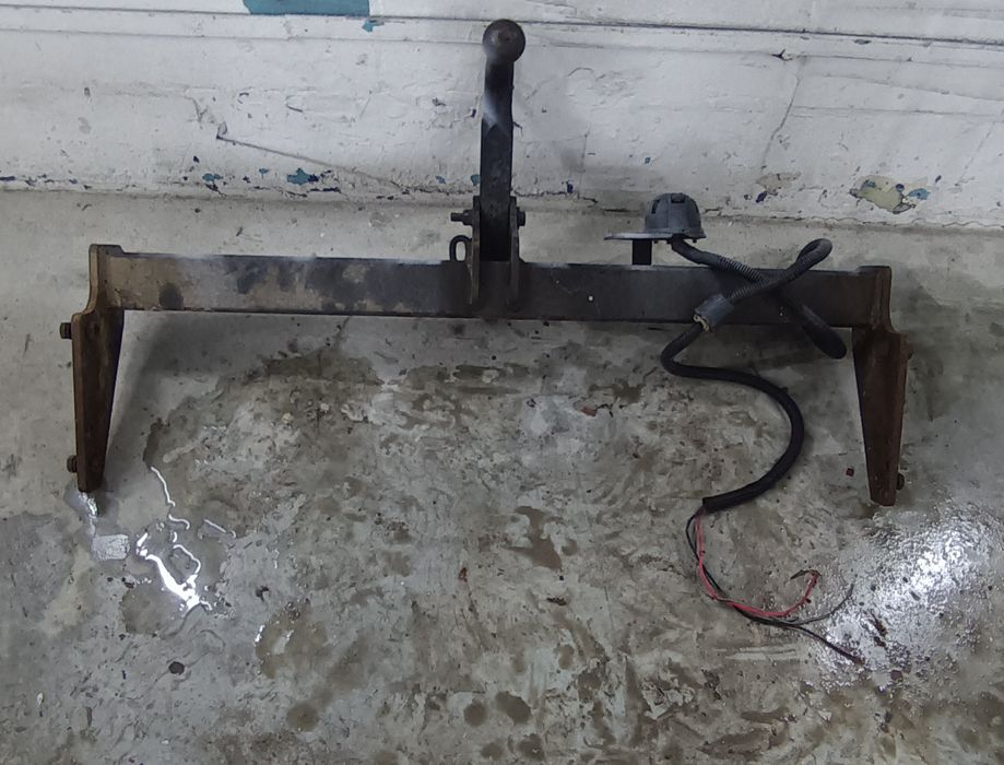 Фаркоп Wolksvagen, GrandVoyager