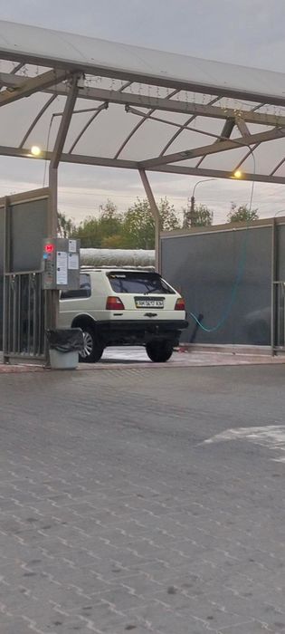 Volkswagen golf 2