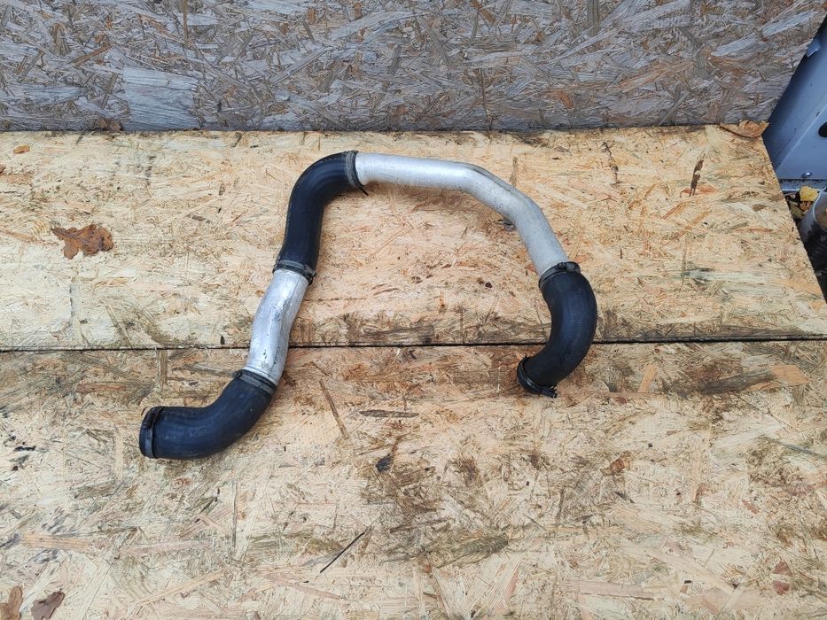 Rura Przewód Intercoolera Volvo V40 II 2.0D