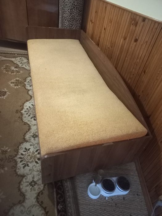 Віддам дивани безкоштовно