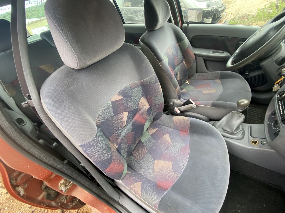 Peças Renault Clio 1996 a 2001 - 1.2 e 1.9