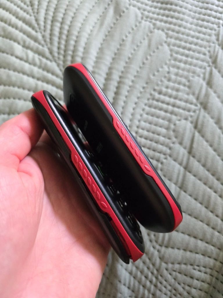 Dwa telefony Maxcom MM428BB dla seniora - czytaj opis!