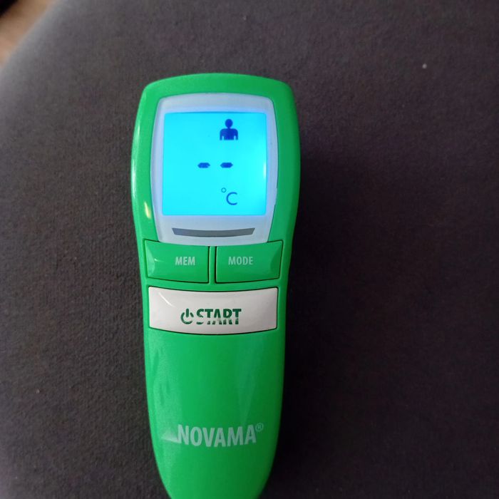 Termometr bezdotykowy