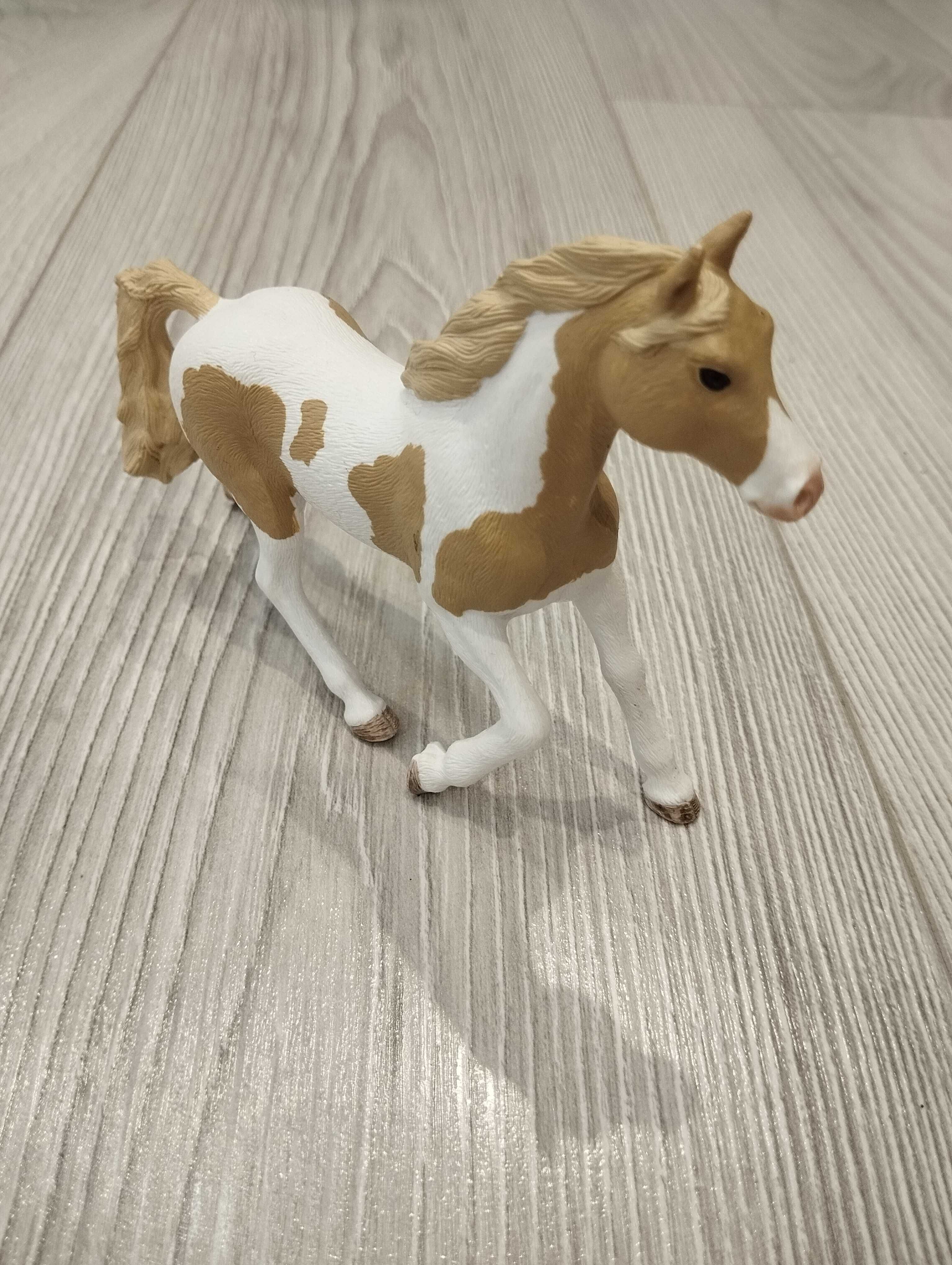 kolekcja koni schleich 8 szt