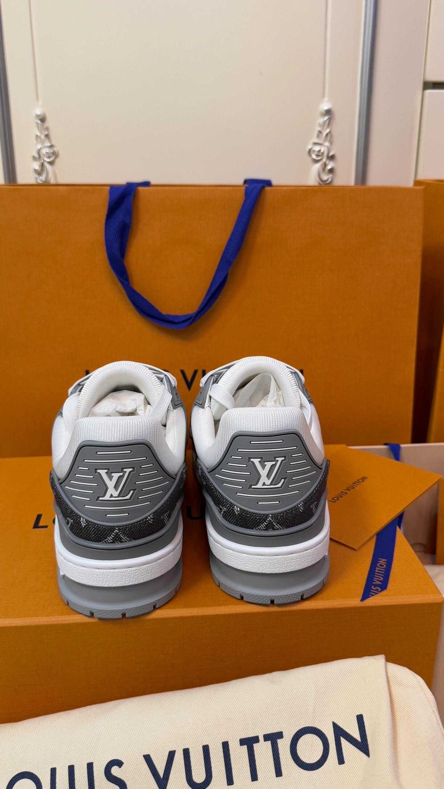 Louis Vuitton LowLvTrainerGrey Oryglnał Nowe Trampki Modny wybór 45