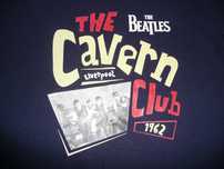 THE BEATLES - The Cavern Club Liverpool 1962 / GILDAN 2017 / Official