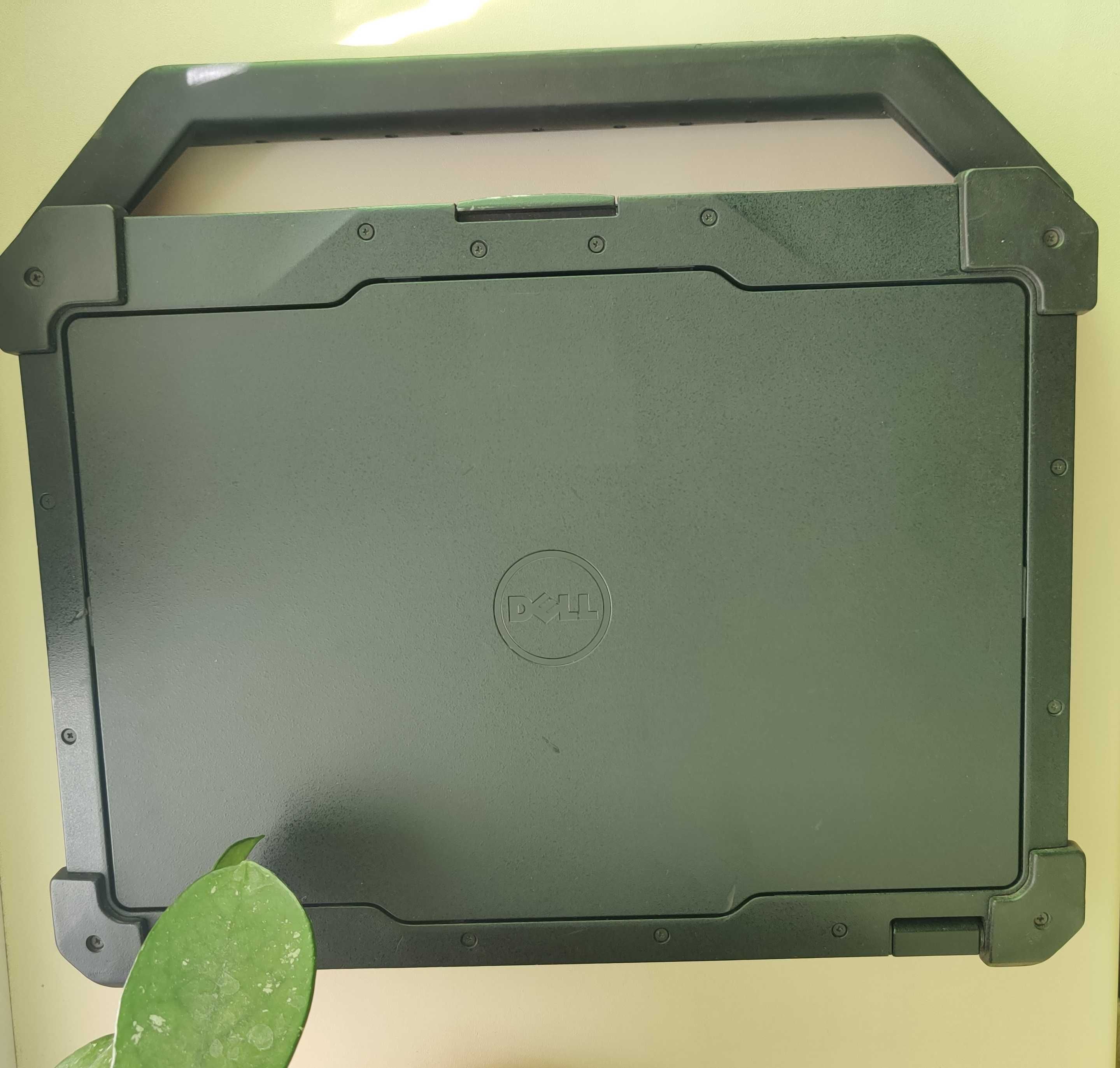 Dell Latitude 12 Rugged Extreme 7204