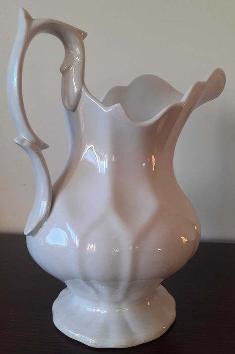 Jarro faiança aguamanil