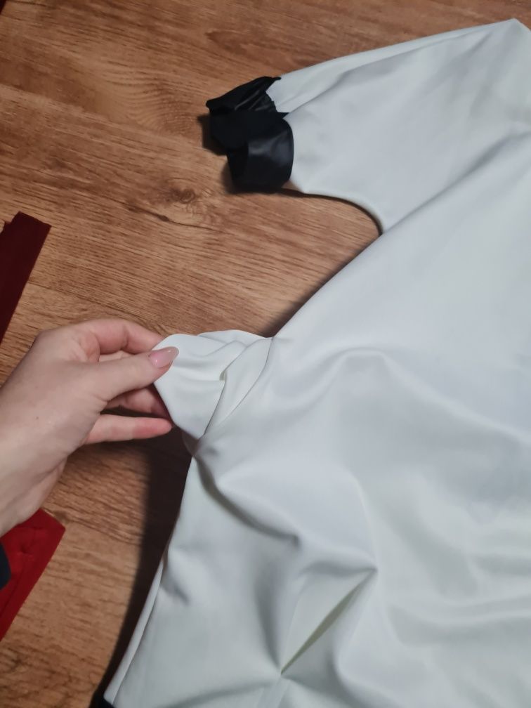 Fajna sukienka z kieszeniami R42
