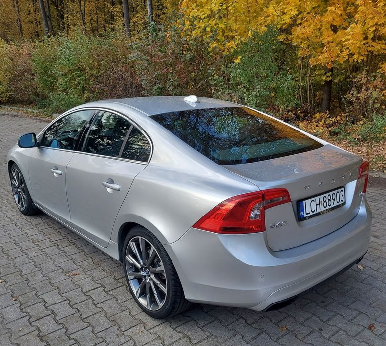 Volvo s60 t5 2014r R-design
