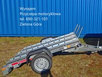 Wypożyczalnia. Przyczepa motocyklowa, do przewozu motocykli