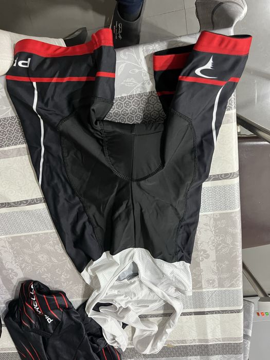 Jersey e calcoes pinarello