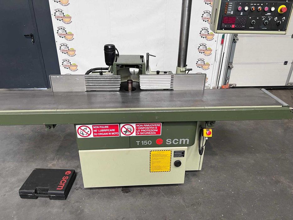 Frezarka dolnowrzecionowa SCM T150