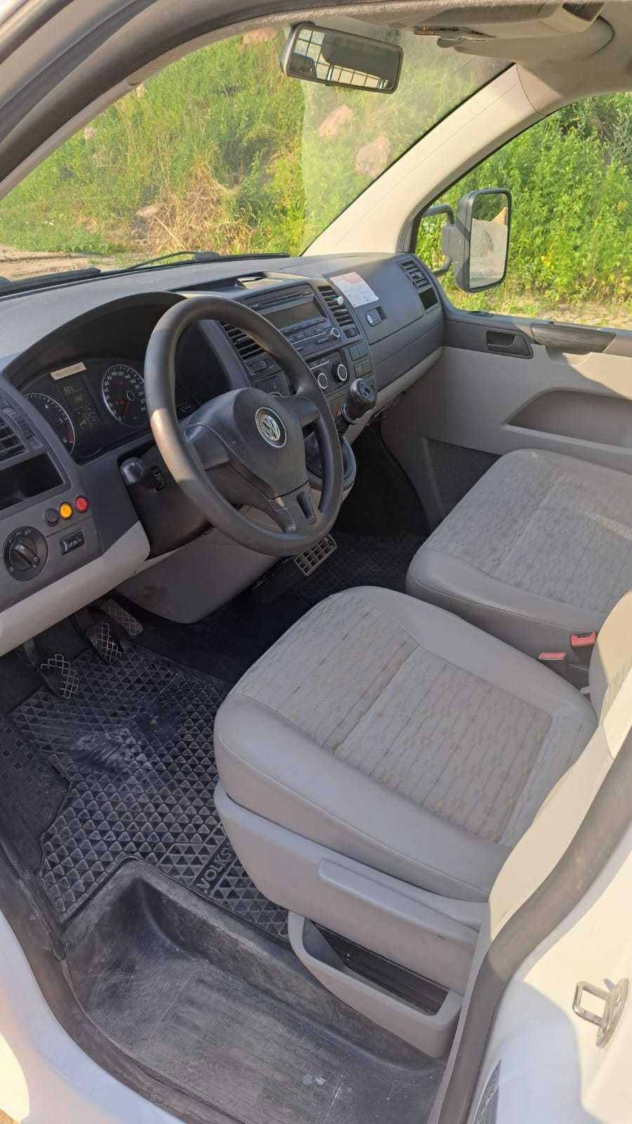 VW T5 2.0 TDI 140km 207tys przebieg