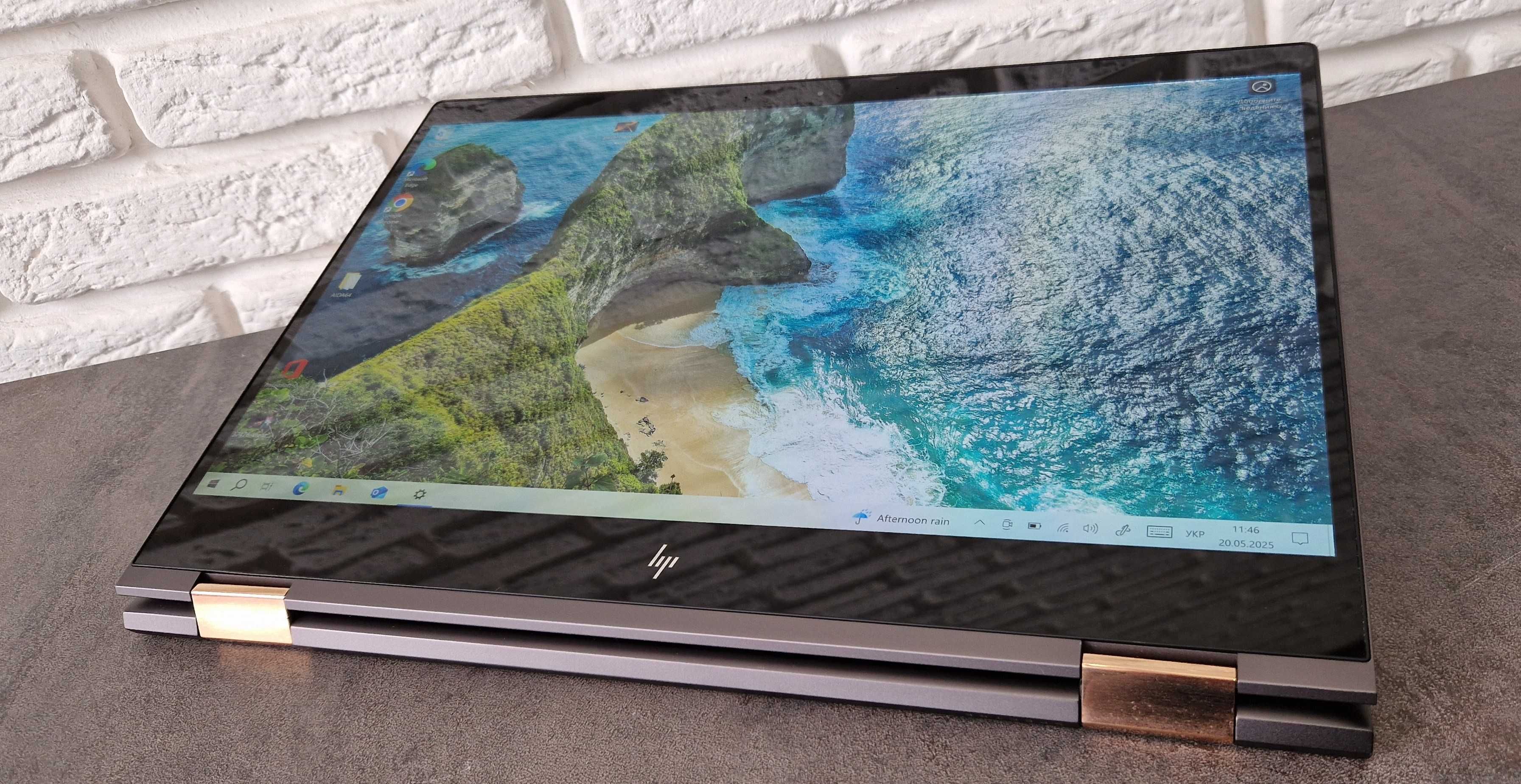 Ноутбук HP Spectre X360 /i7-8705G/Radeon RX/16GB/512/4К/Трансформер