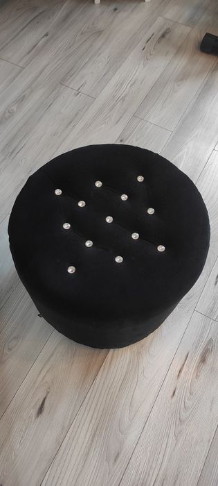 Czarna pufa Glamour z kryształkami Home you