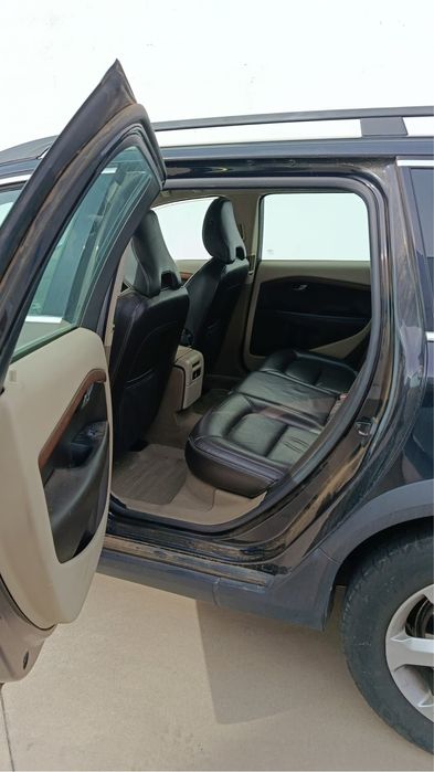 Volvo xc70 2008 awd motor D5