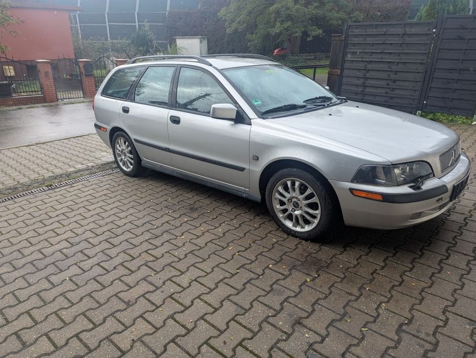 Sprzeadam Volvo V40