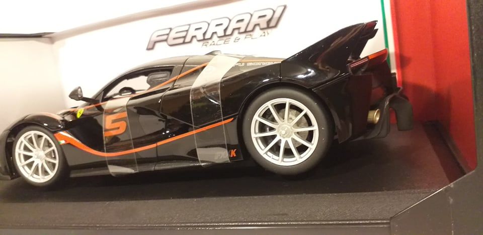 1/18 Ferrari FXX K #5 2018 Black - Bburago