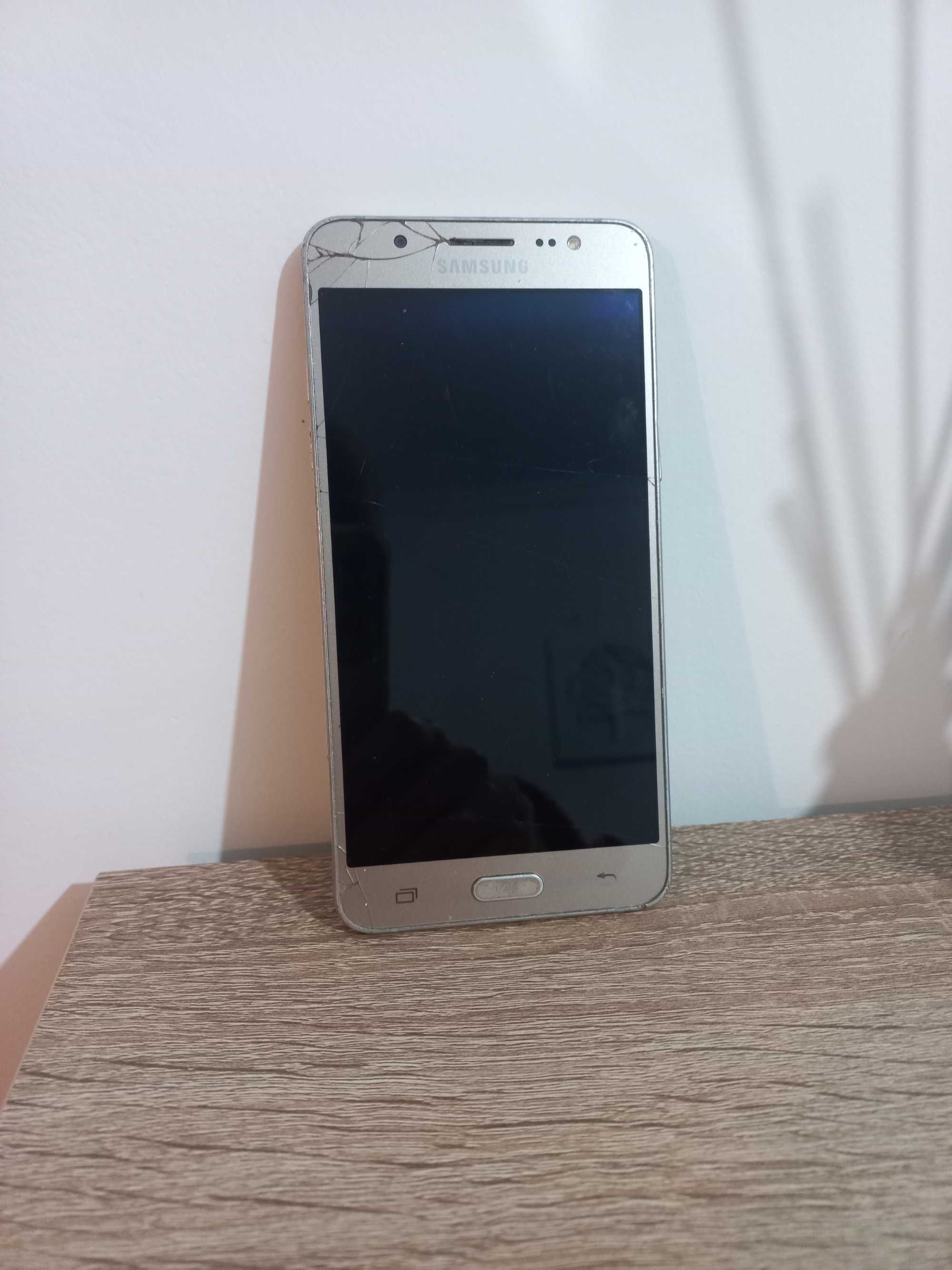 Samsung galaxy j5 Duos