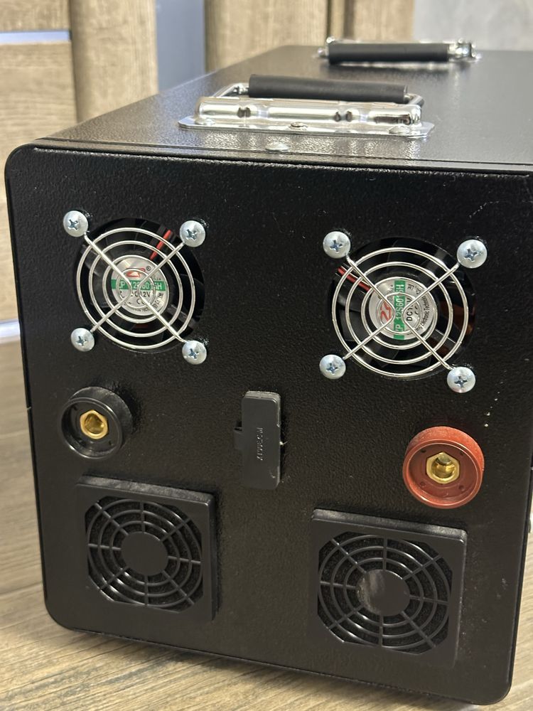 Зарядна станція peak paeer 3000w