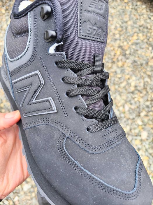 Кросівки зимові чоловічі New Balance 574 високі з хутром чорні