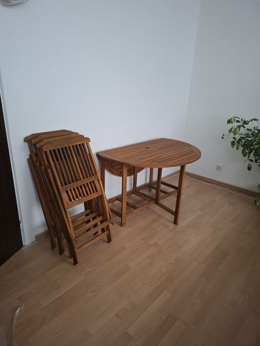 Stół ,krzesła ogrodowe drzewo egzotyczne