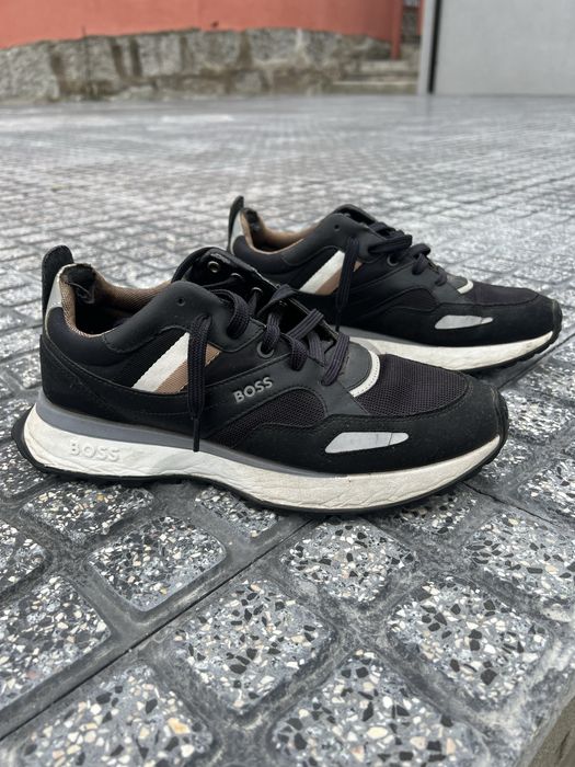 Sapatilhas Boss, tamanho 42