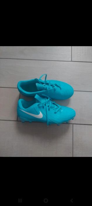 Chuteiras Nike Phantom - tam 36.5