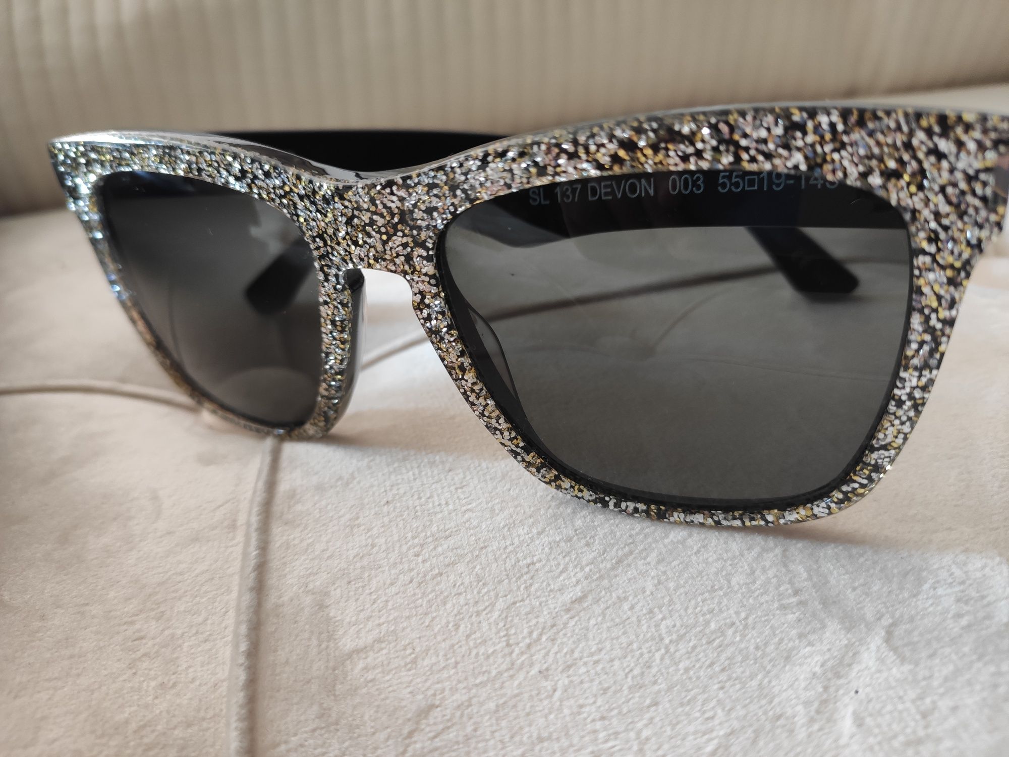 Óculos Devon Glitter de Saint Laurent