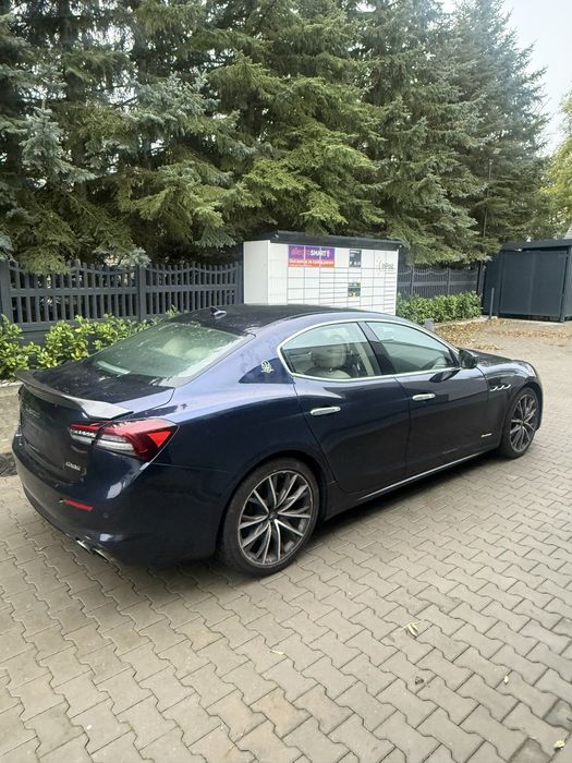 MASERATI GHIBLI SQ4 GRANLUSSO 3.0 430km LIFT Trofeo niebieski