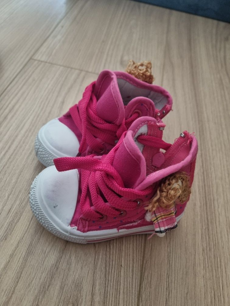 Trampki dla dziewczynki nowe 20