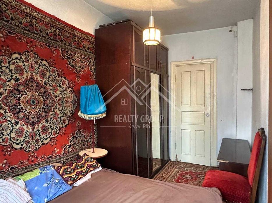 Продаж будинку з гаражем в Металургійному районі