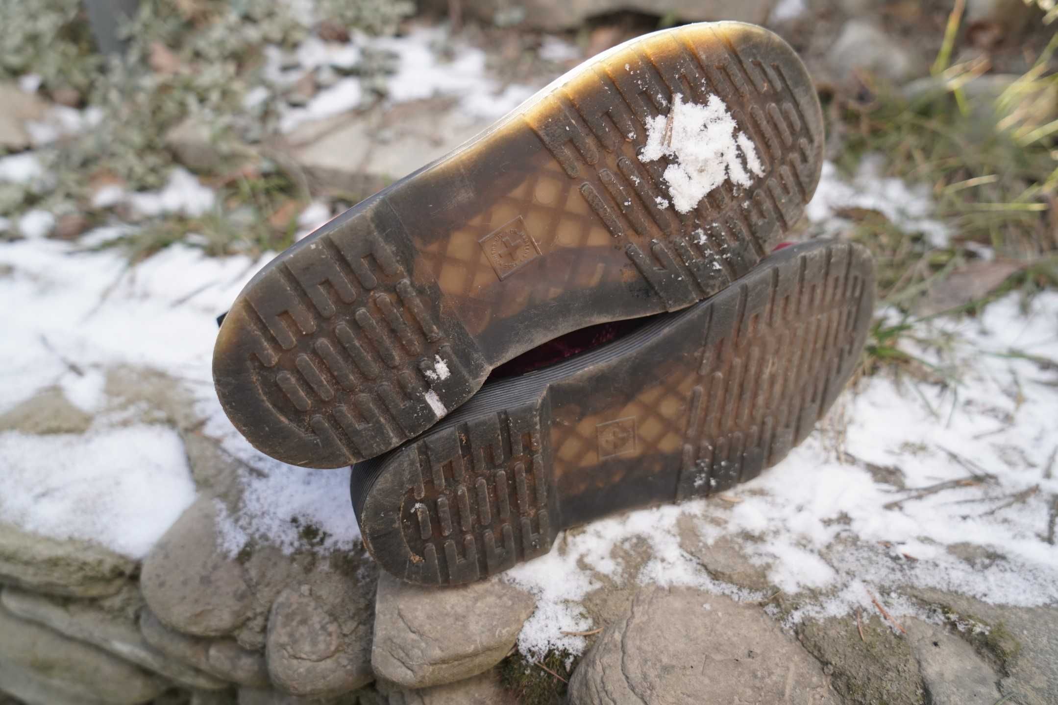 Dr. Martens welurowe glany 37