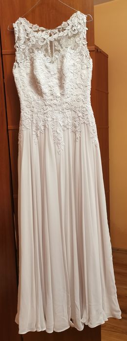 Suknia ślubna koronka muślin 38