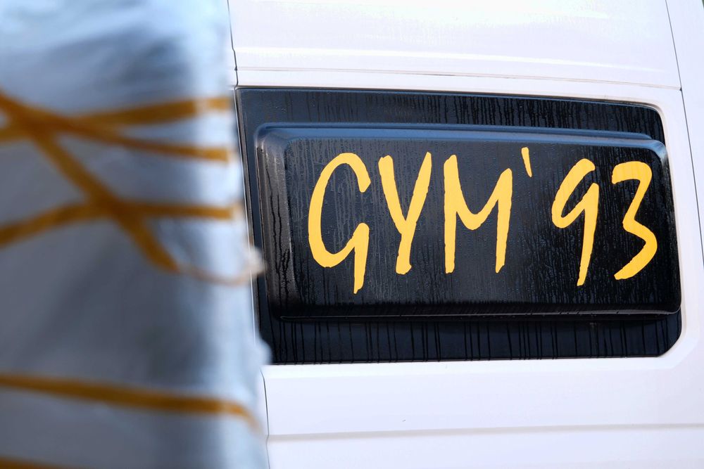 Hamery Maszyny na wolny ciężar plate load wyposażenie klubu