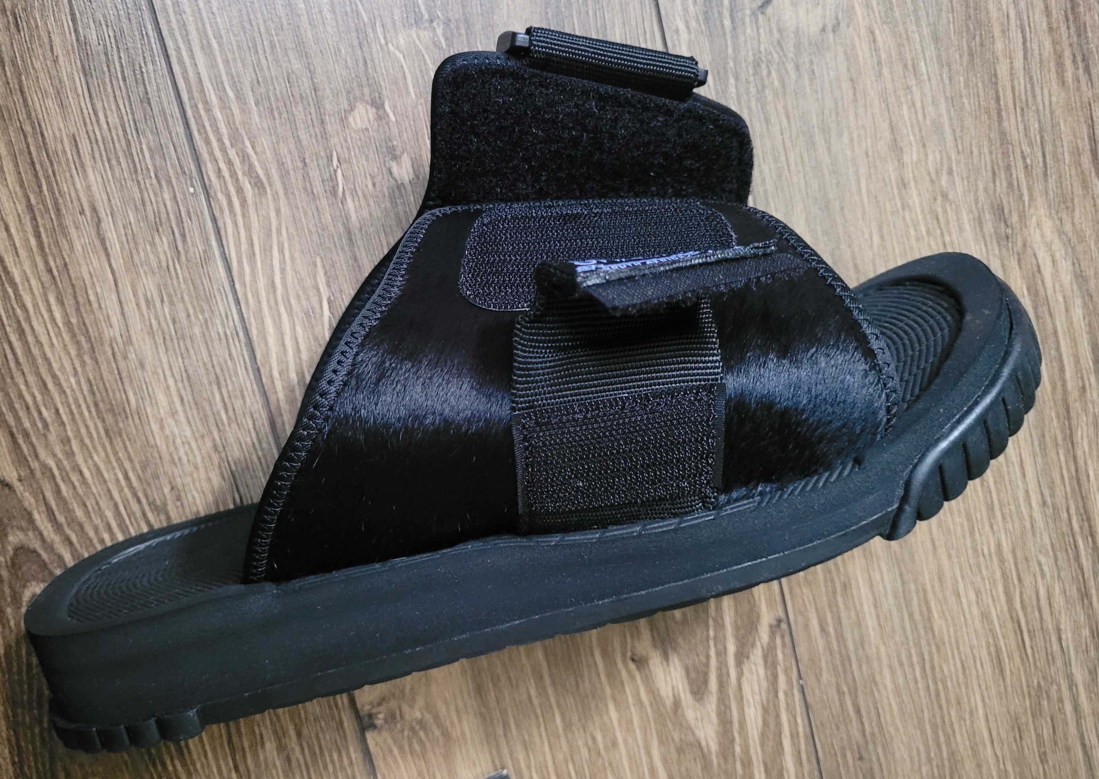 buty sandały klapki Shaka X - packer 45 UK 10 czarne krowie włosie