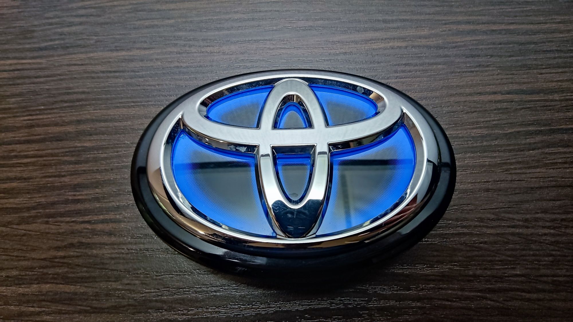 Значок Toyota Venza